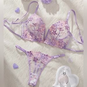 Floral Lace Lingerie Set in Lavender